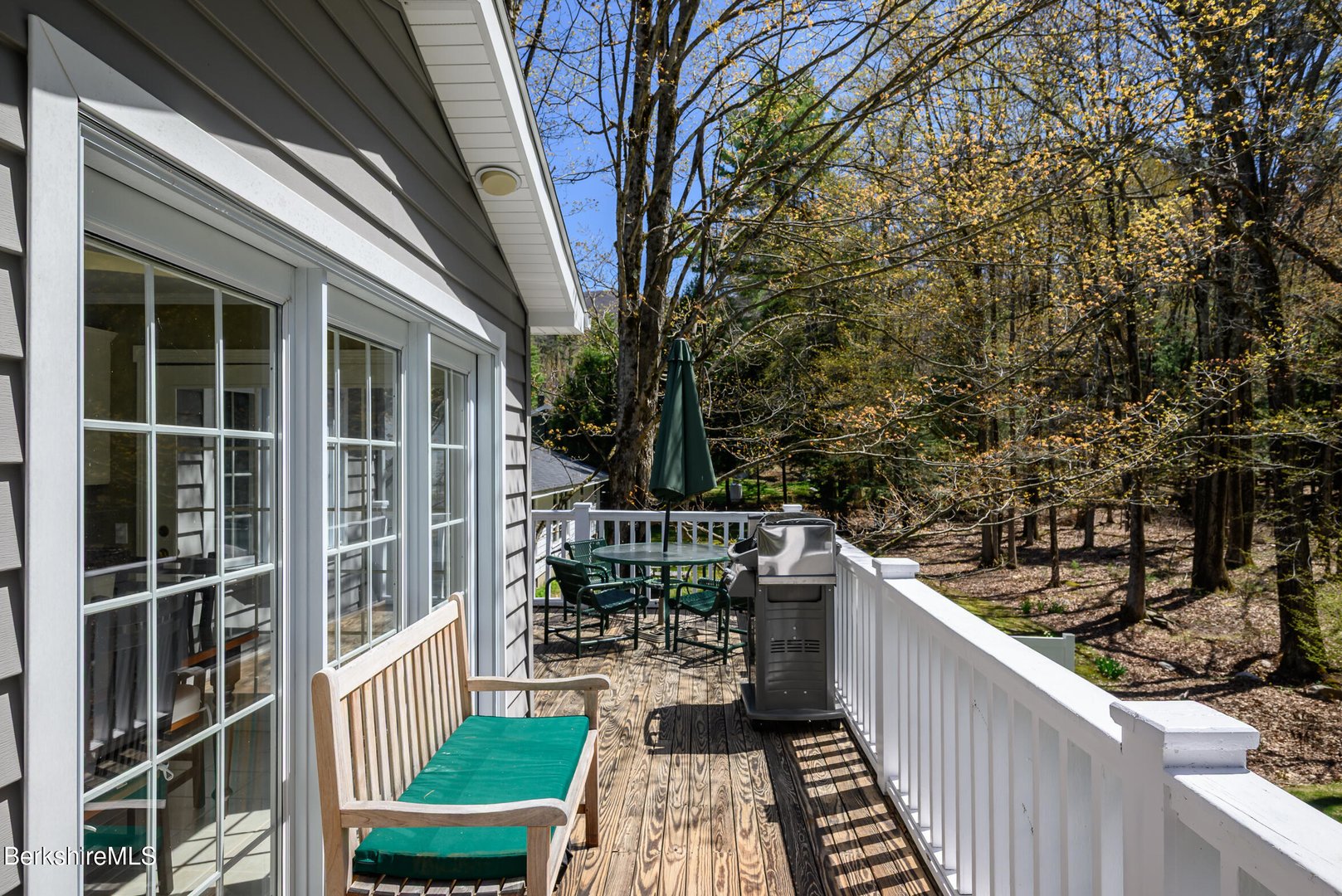 54 Pinehill Ter Photo 10