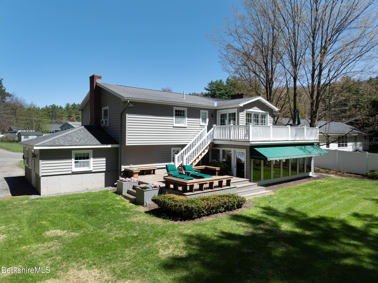 54 Pinehill Ter Photo 6