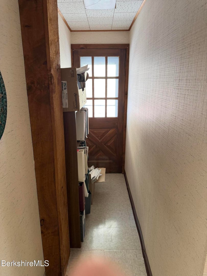 85 Church St Photo 4