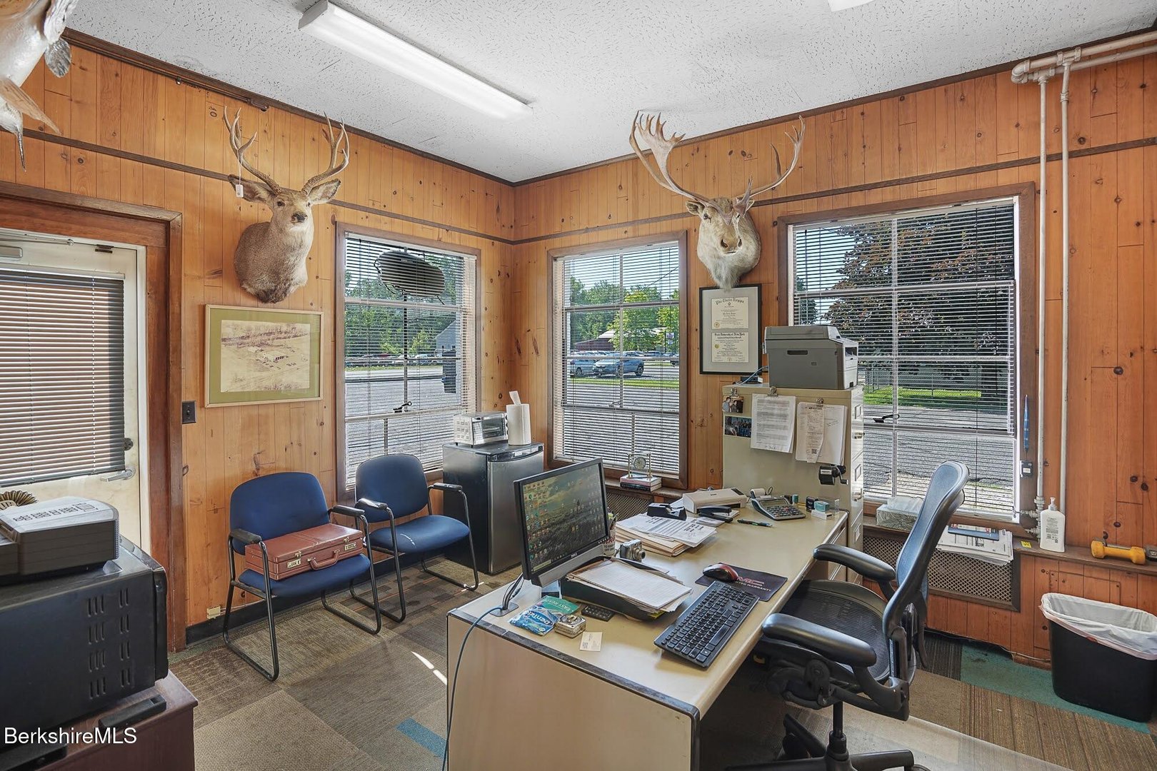 1955 N Main St Photo 19