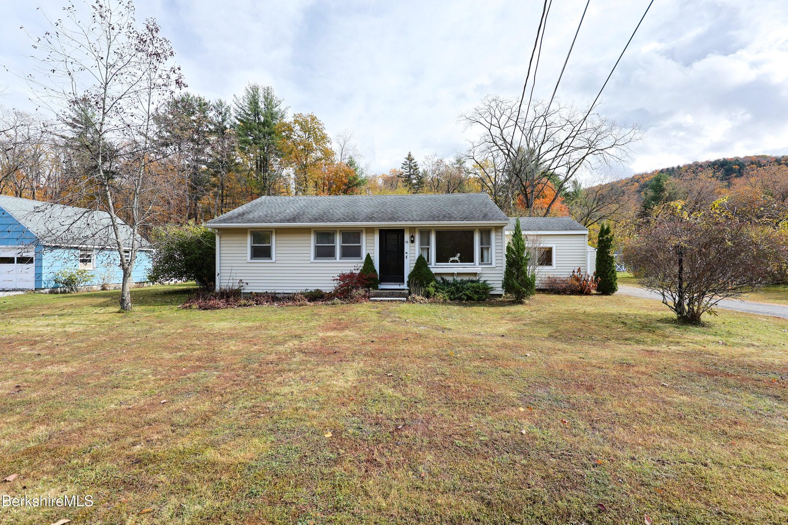 16 E New Lenox Rd Photo 1