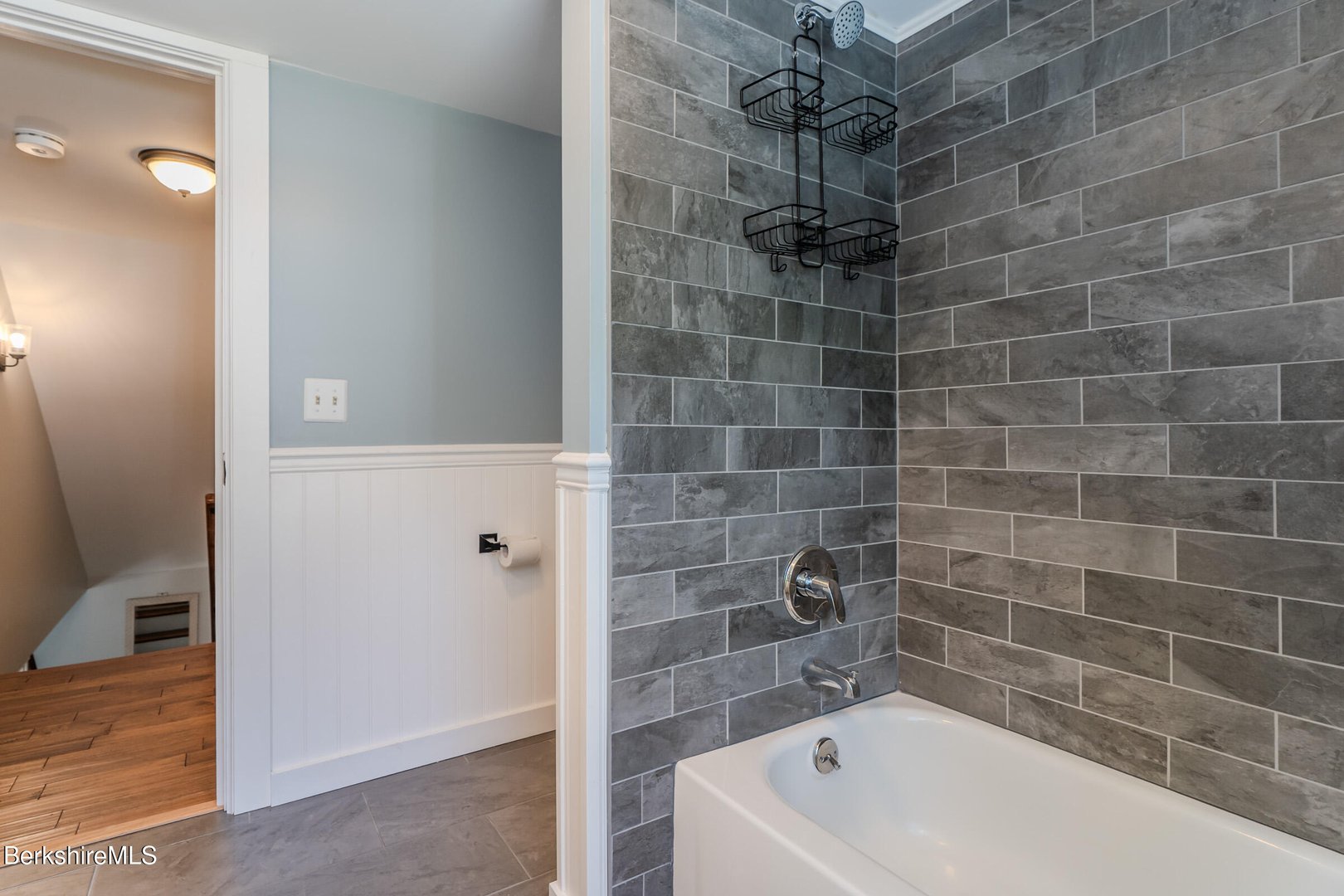 454 Pine Rd Photo 34