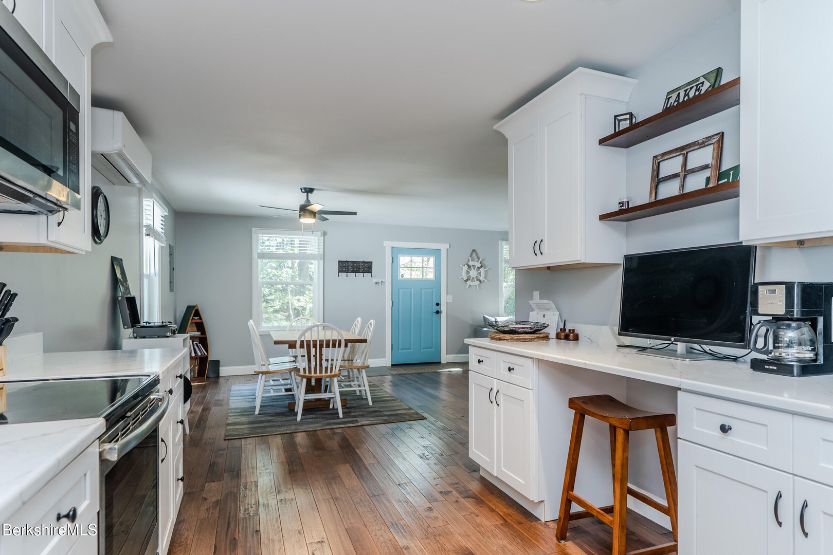 454 Pine Rd Photo 24