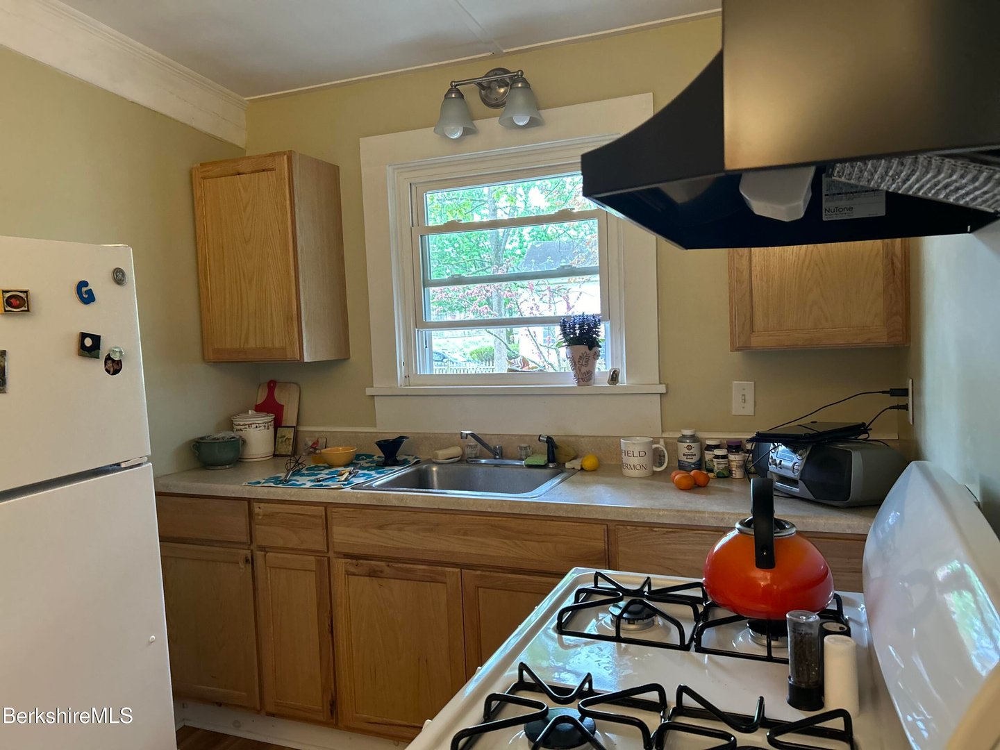 163 Front St Photo 15