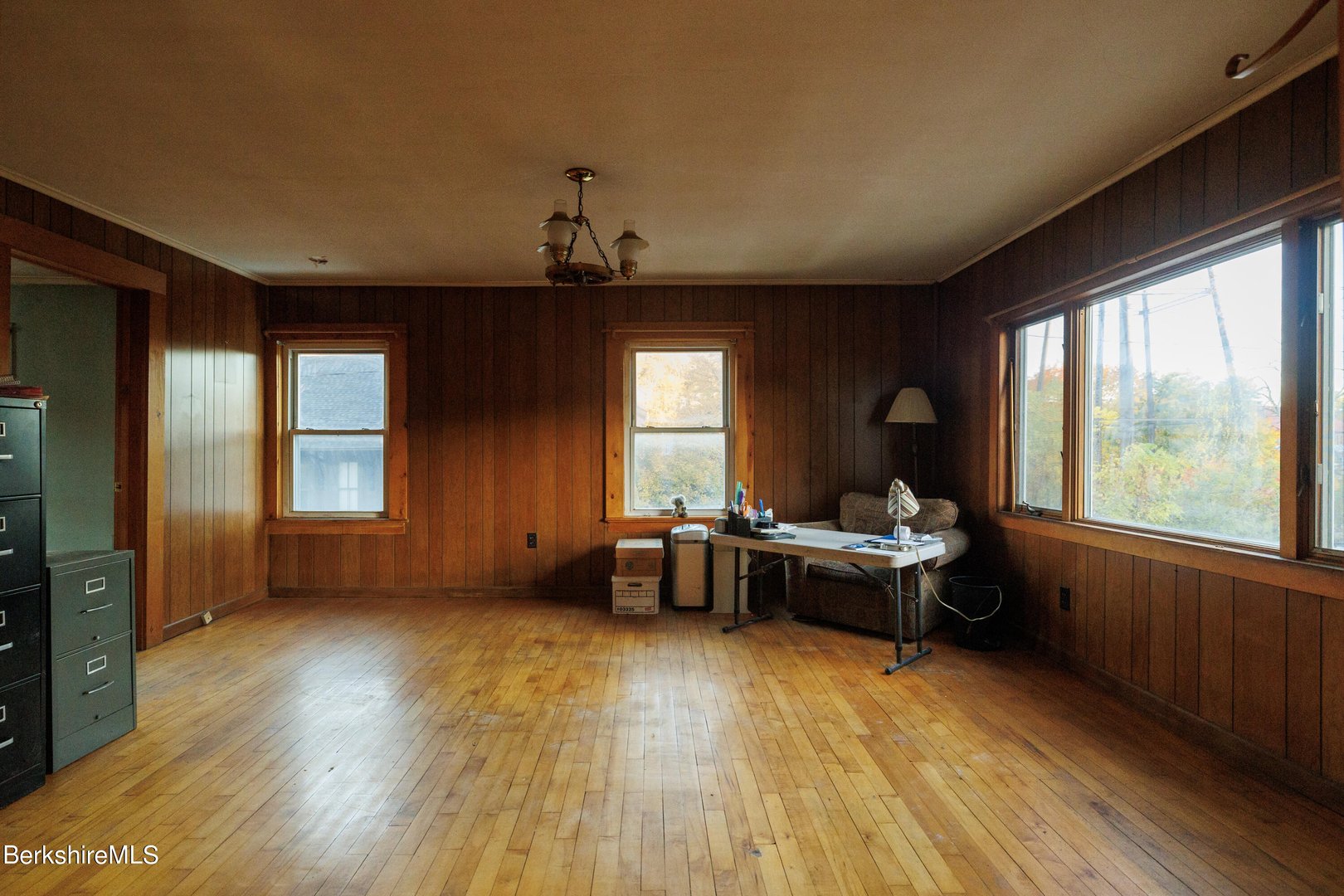 163 Front St Photo 10