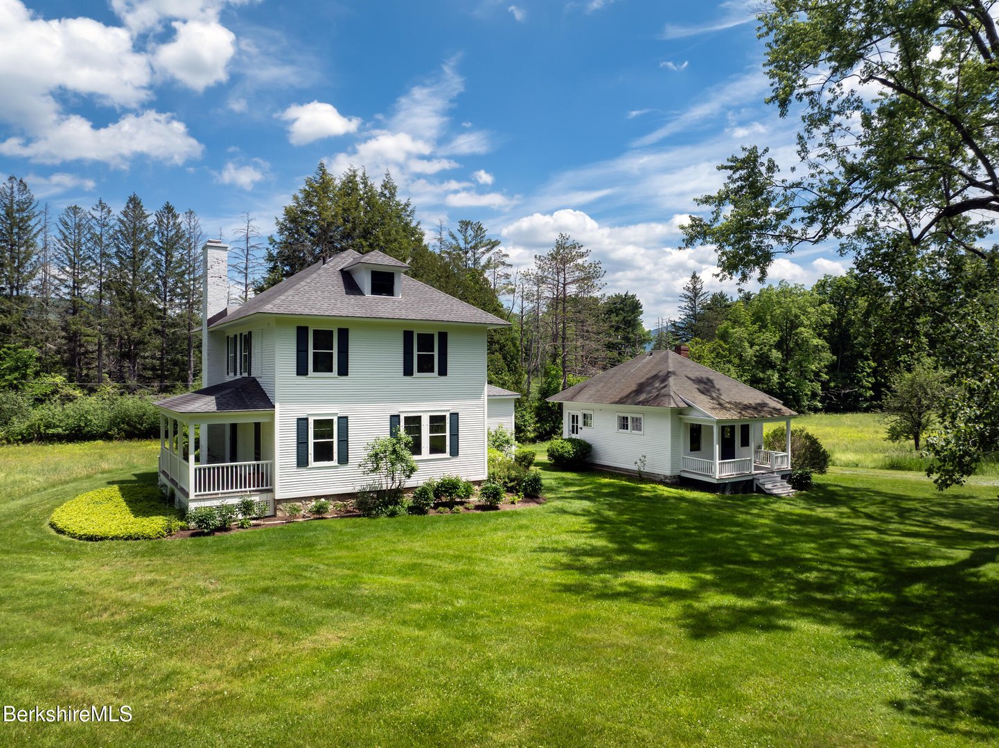 294 Bulkley St Photo 69