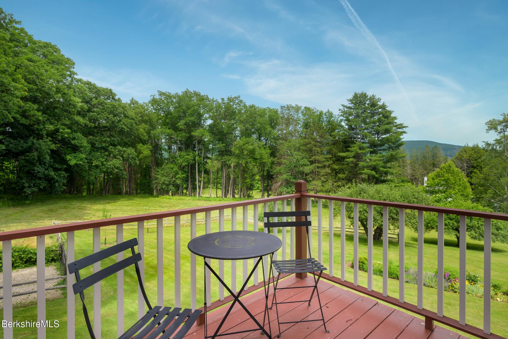 294 Bulkley St Photo 59
