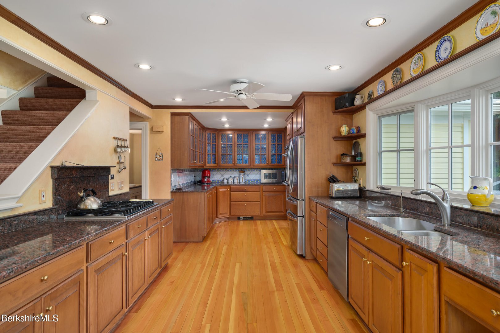 294 Bulkley St Photo 21