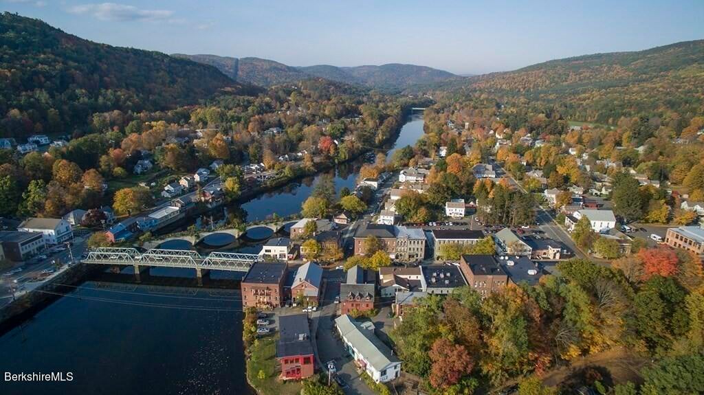 10 Deerfield Ave Unit 2 Photo 26