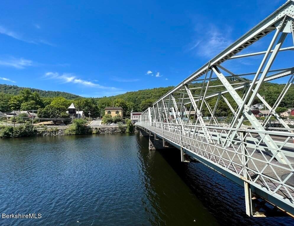 10 Deerfield Ave Unit 2 Photo 24