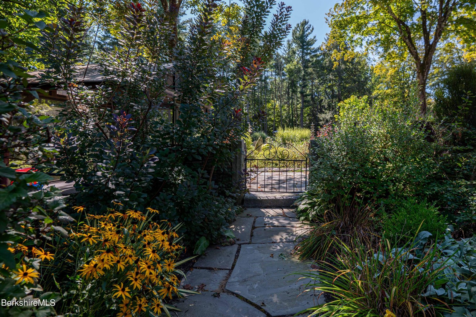 71 & 73 Blunt Rd Photo 12