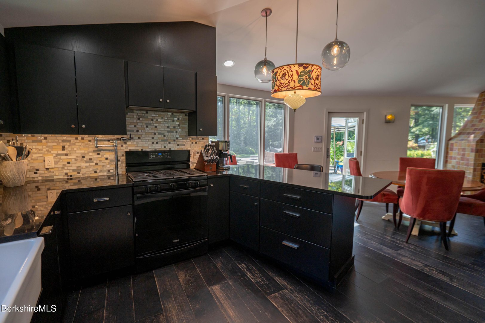 71 & 73 Blunt Rd Photo 19