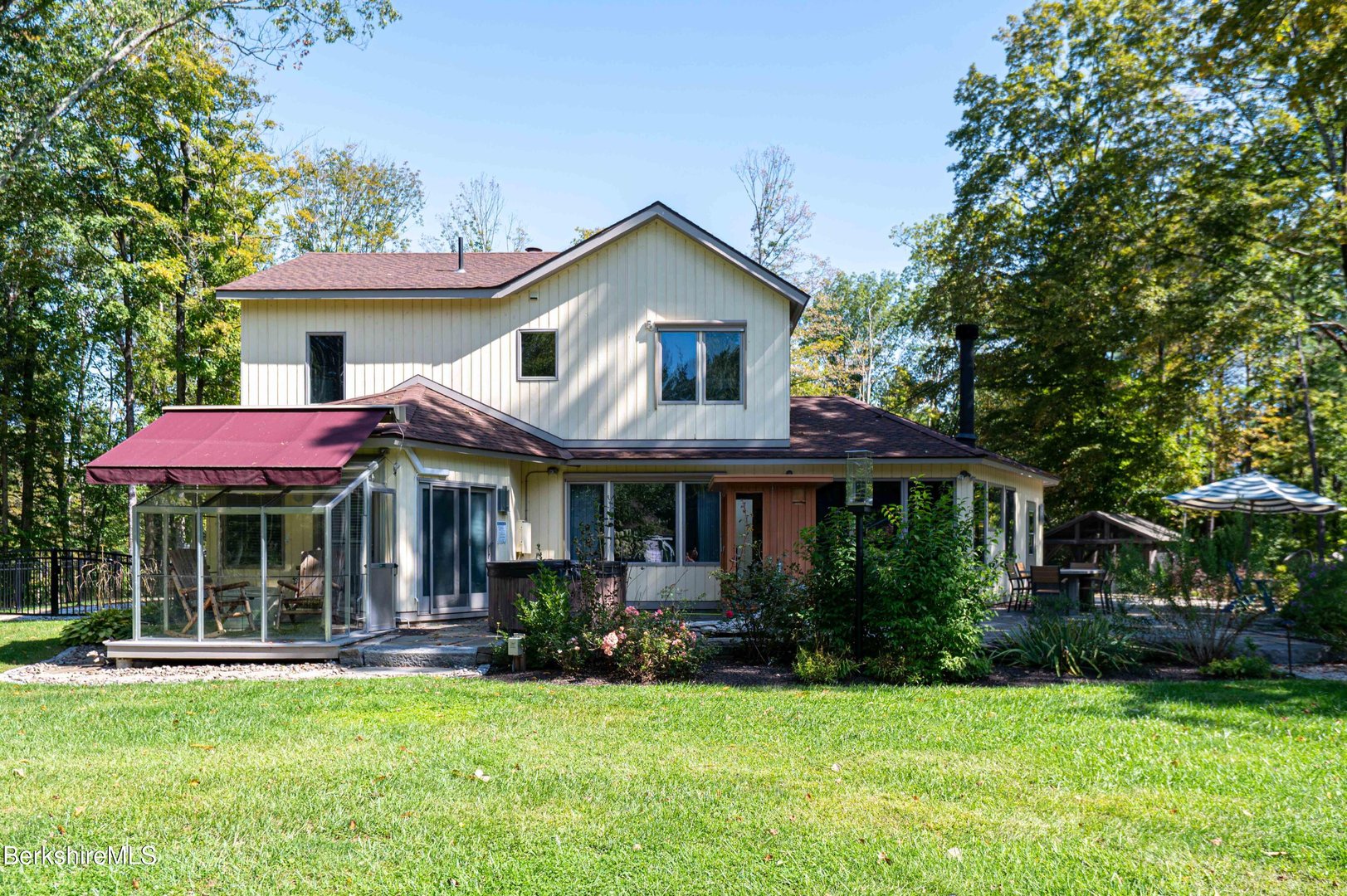 71 & 73 Blunt Rd Photo 2