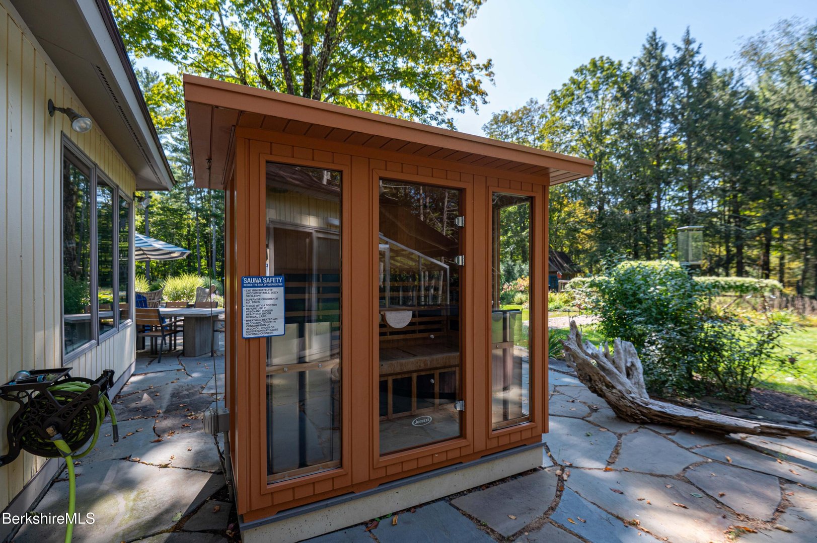 71 & 73 Blunt Rd Photo 16