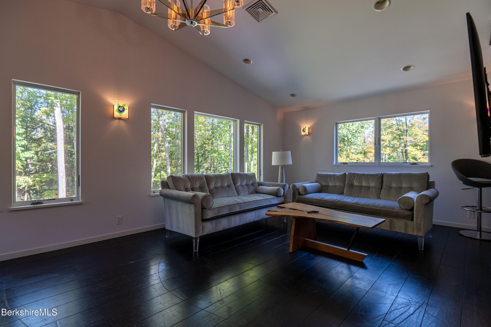 71 & 73 Blunt Rd Photo 27