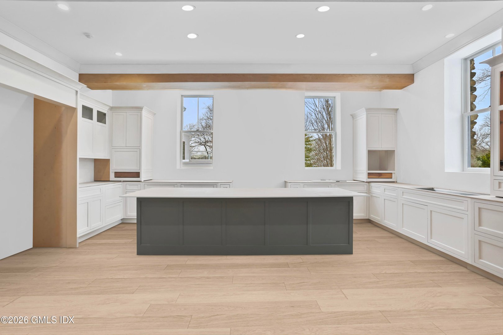 112 Sheephill Road Photo 3