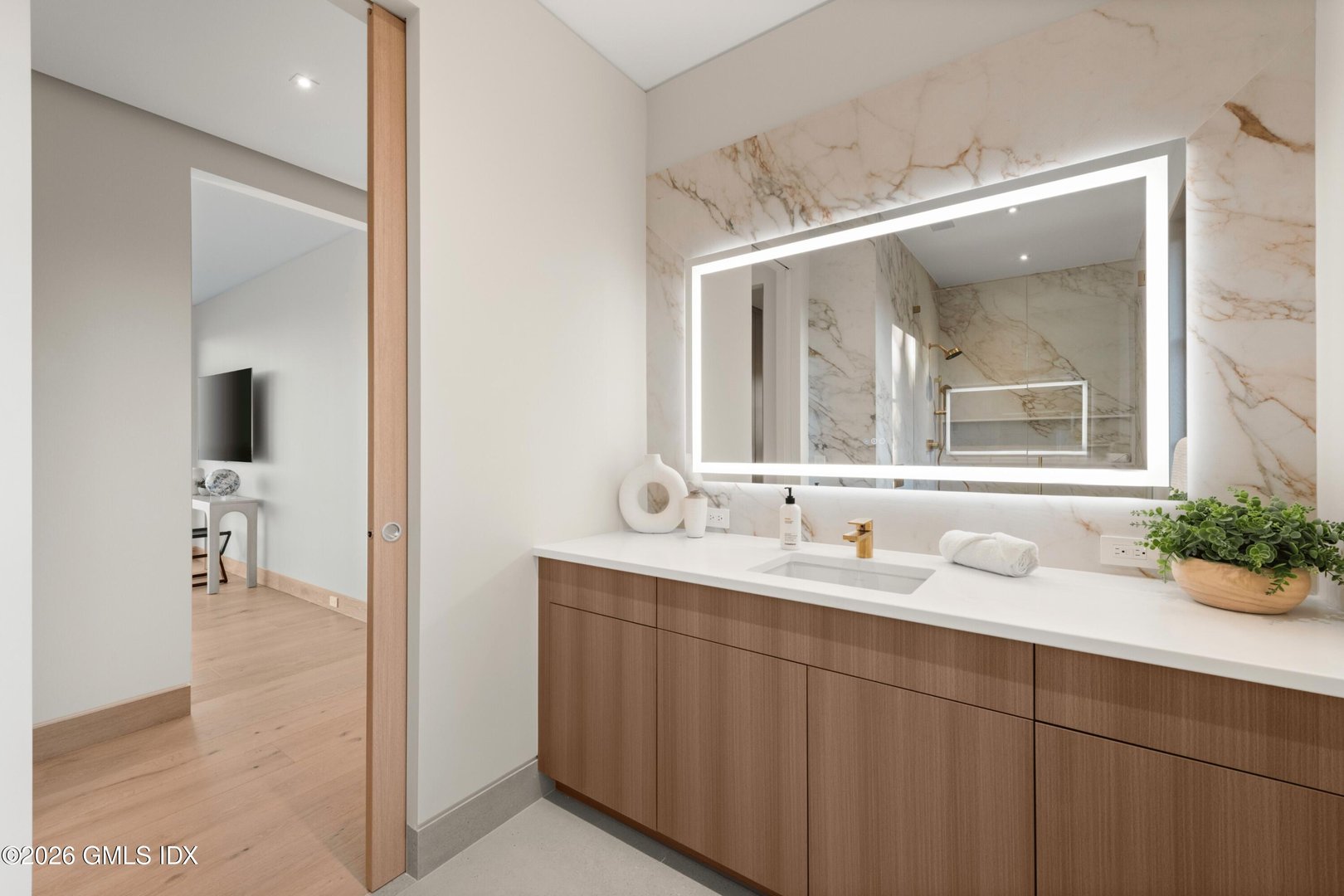 58 Shore Road Photo 46