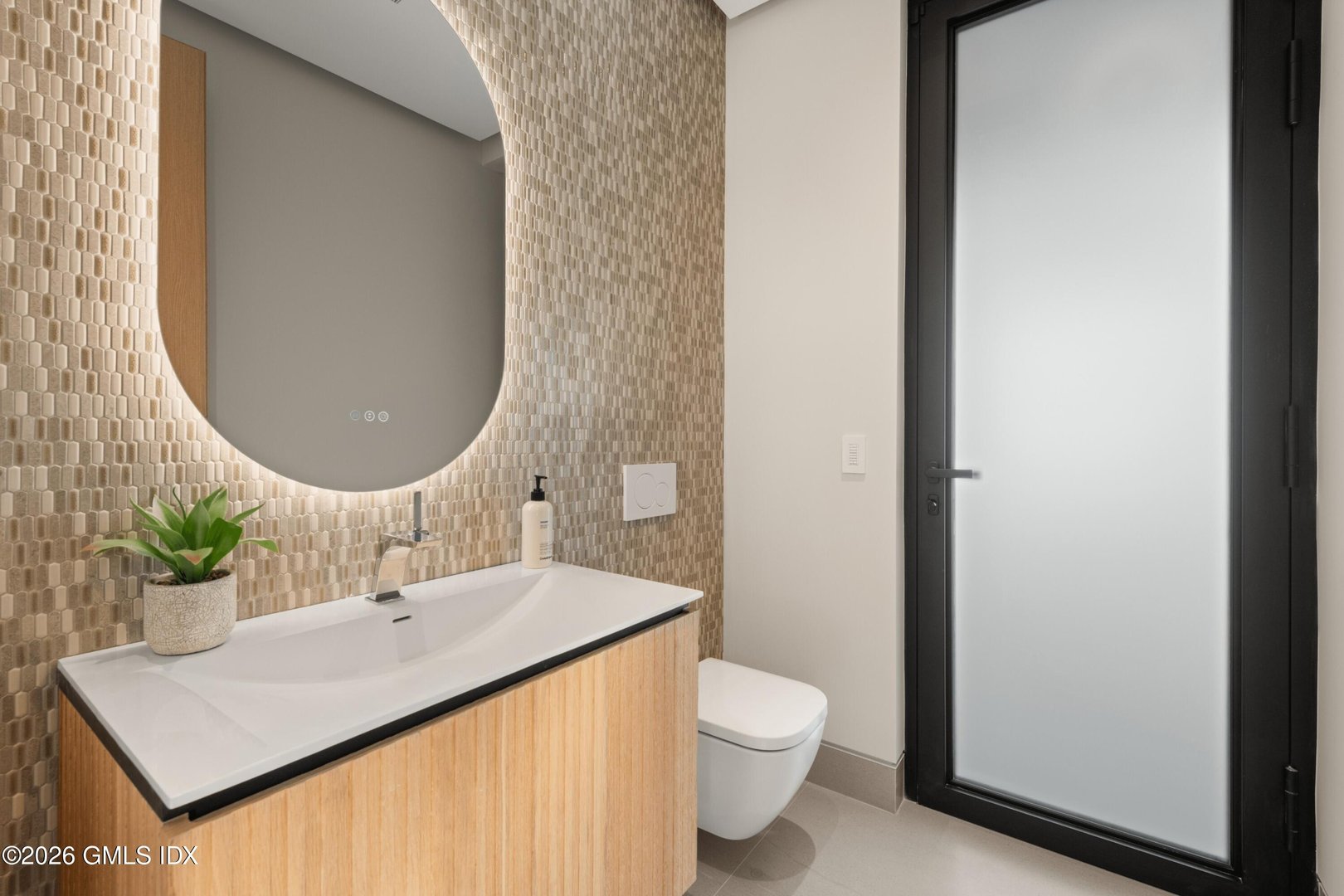 58 Shore Road Photo 29