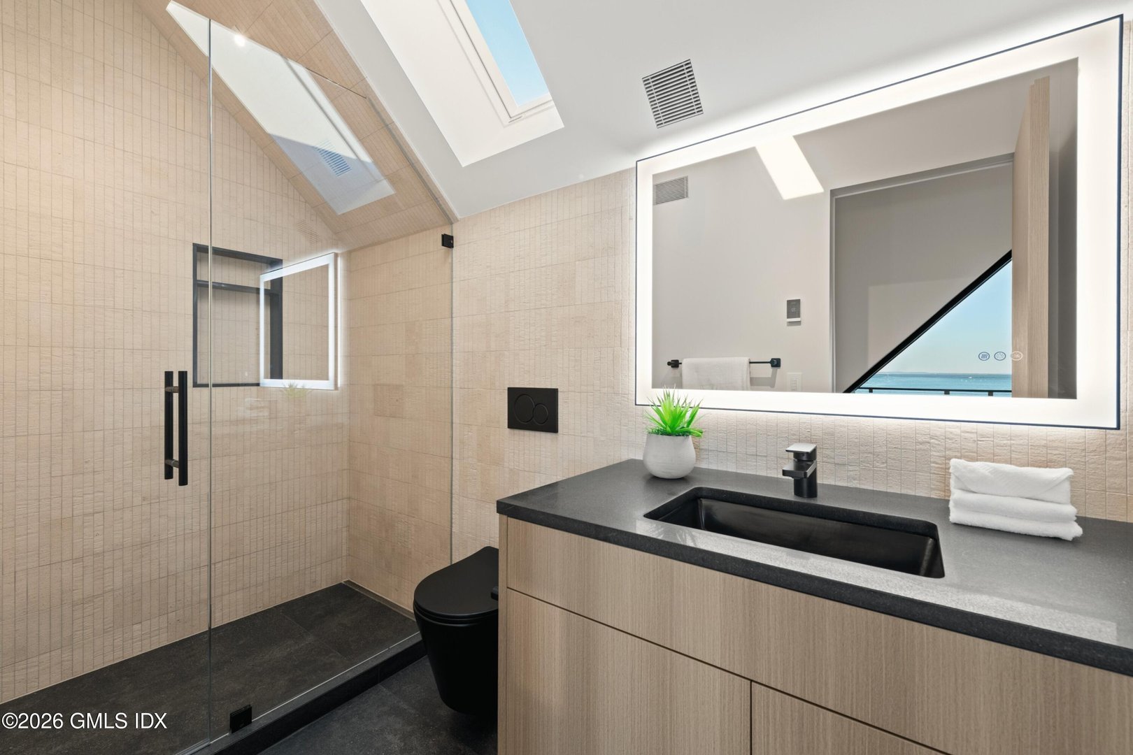 58 Shore Road Photo 62