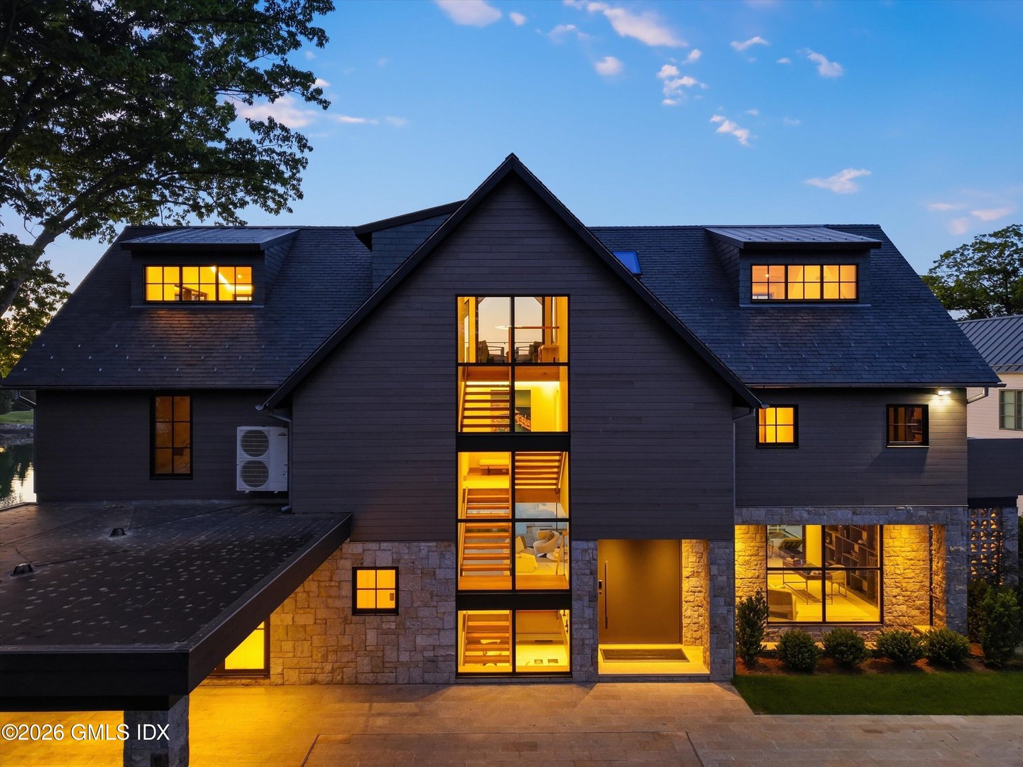 58 Shore Road Photo 12