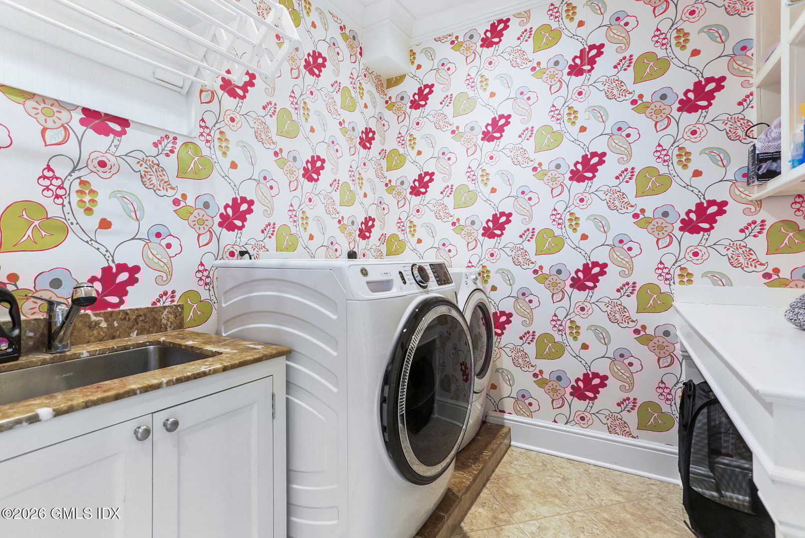 1 Bramble Lane Photo 29