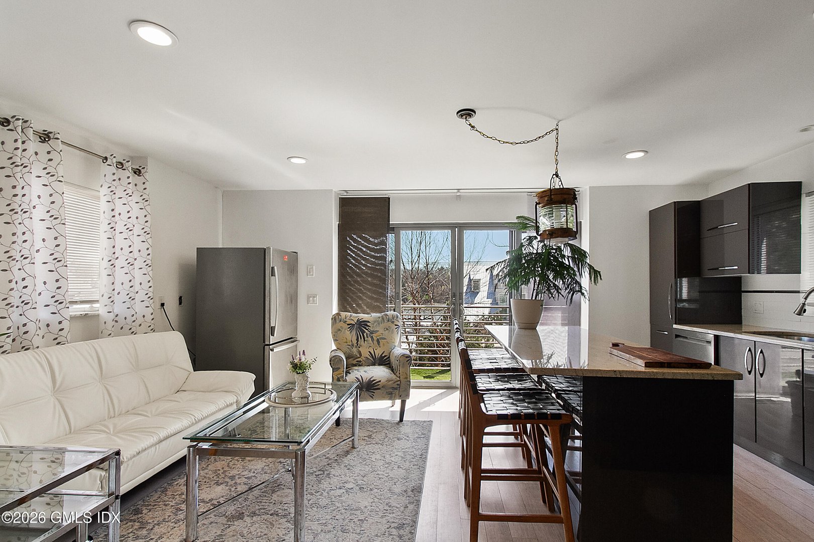 96 River Road Photo 8