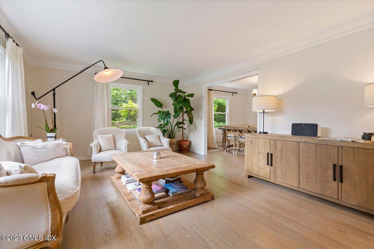 5 Sunshine Avenue Photo 5