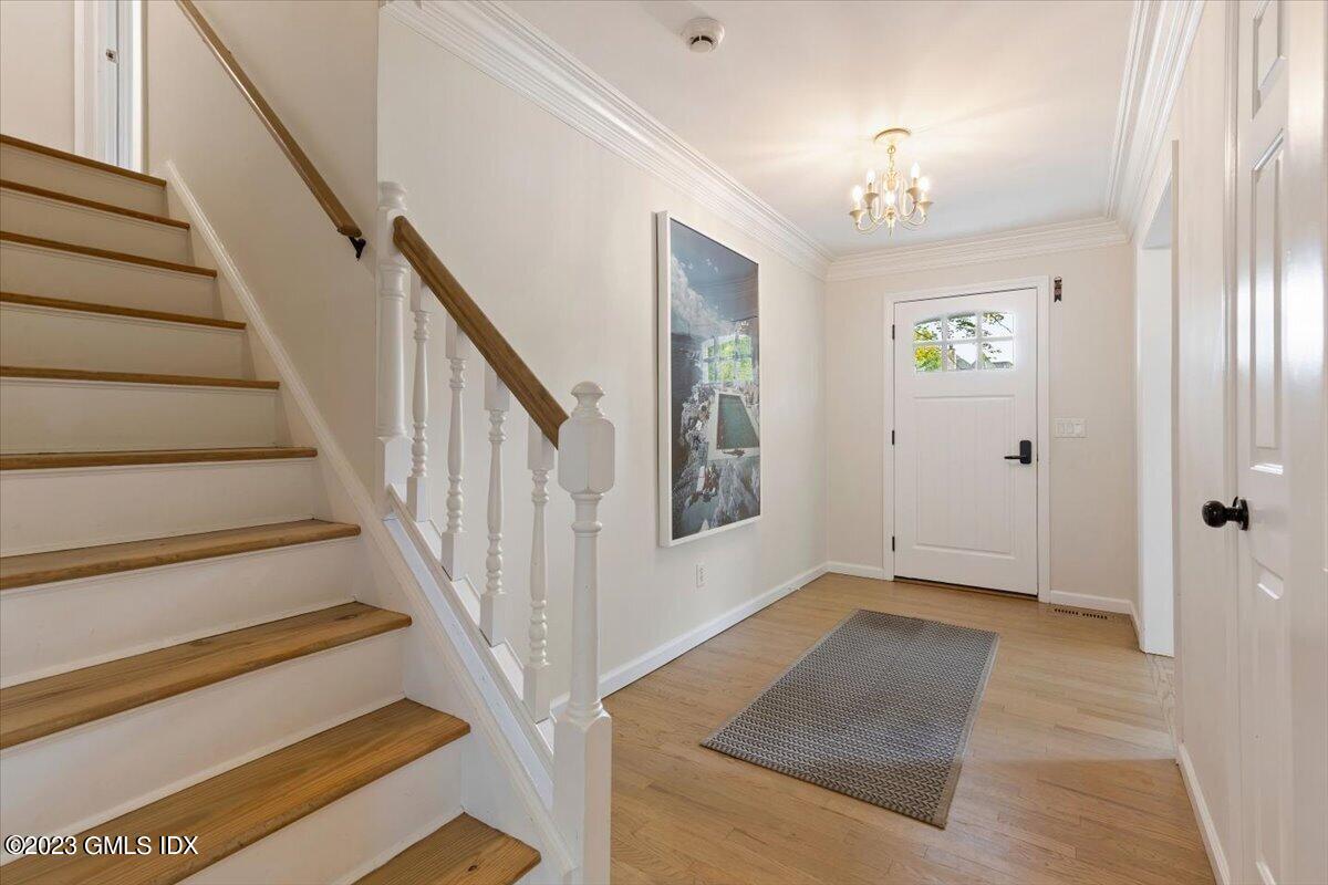 5 Sunshine Avenue Photo 2