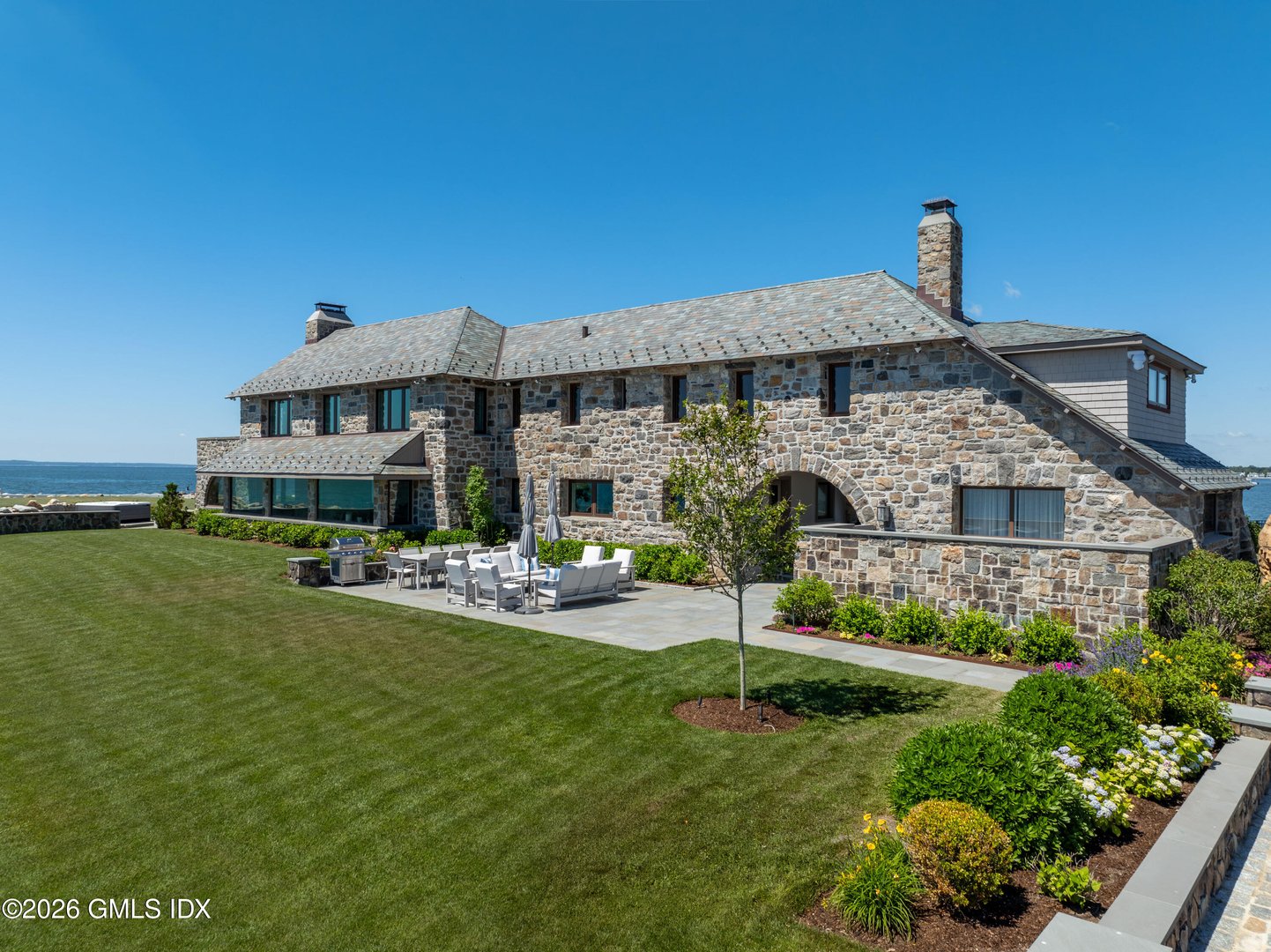 123 Saddle Rock Road Photo 3