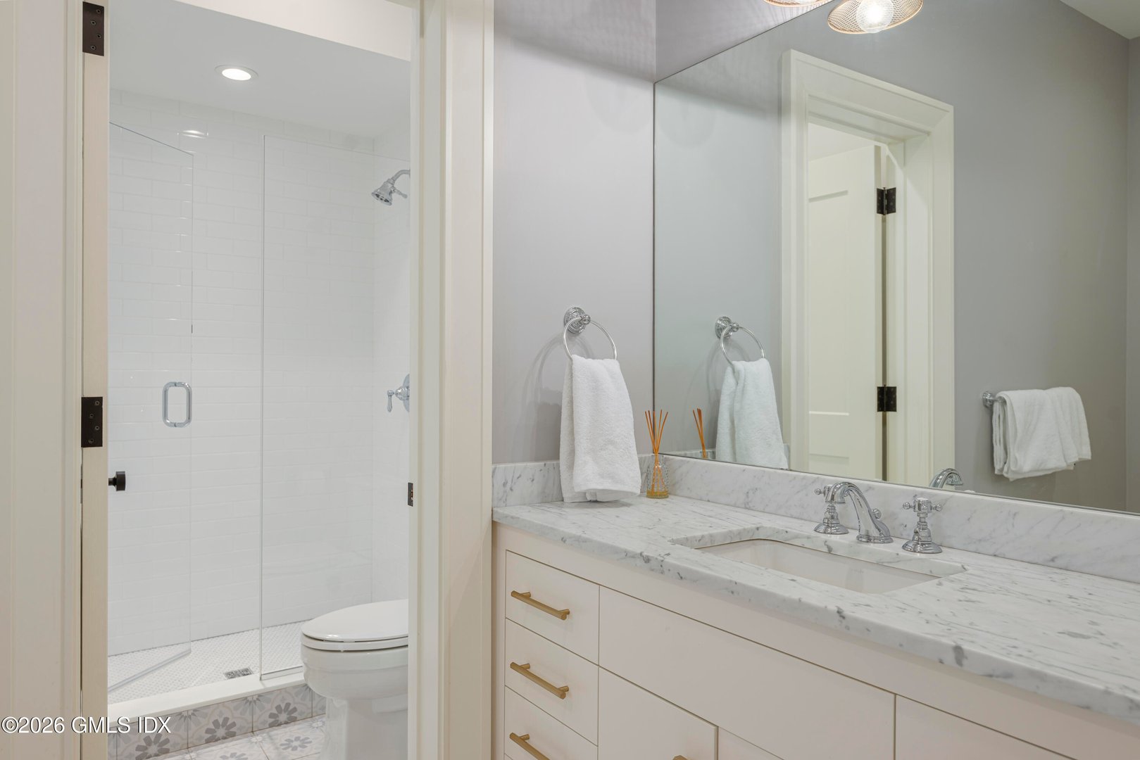 7 Indian Head Road Photo 36