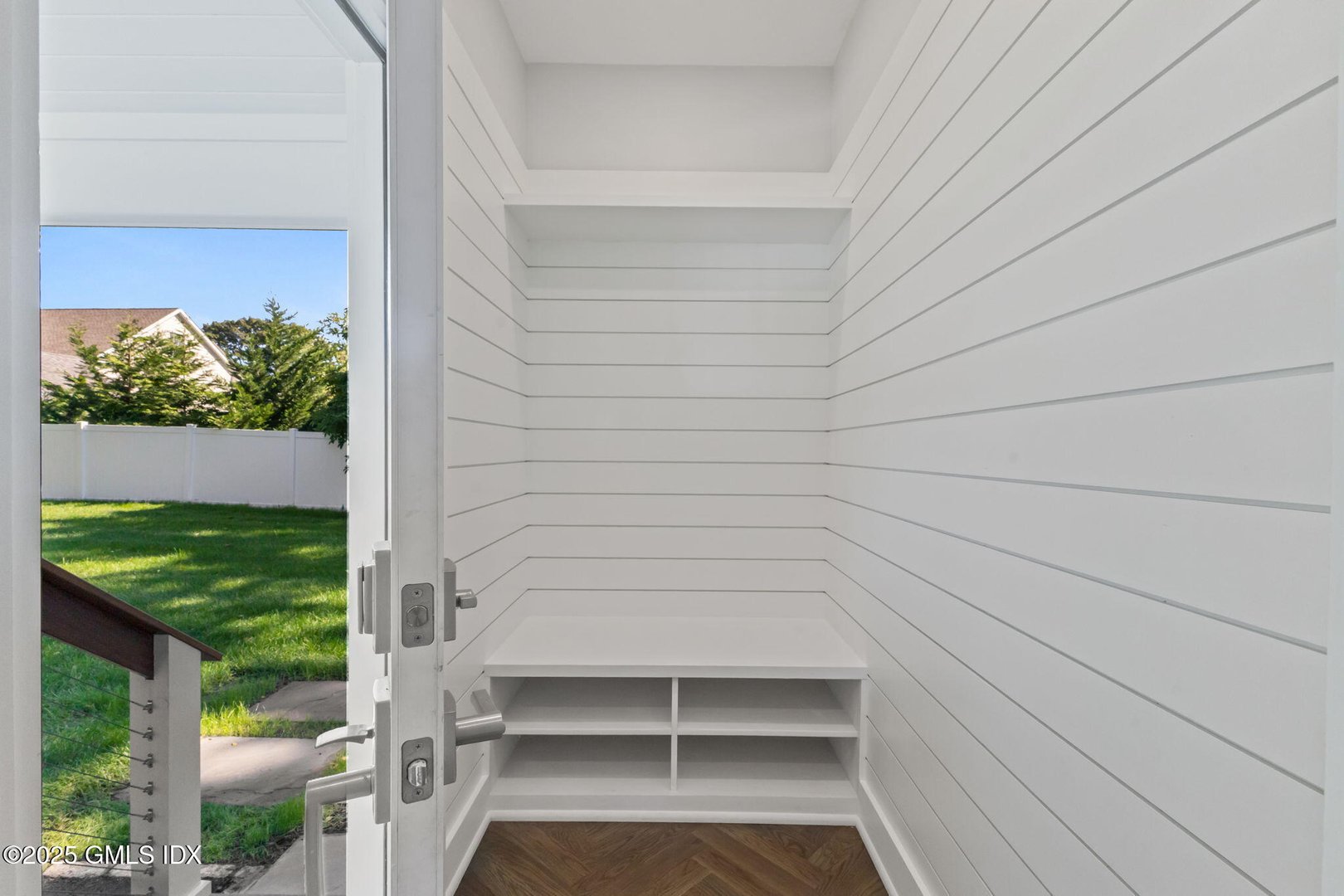 8 Park Avenue Photo 20