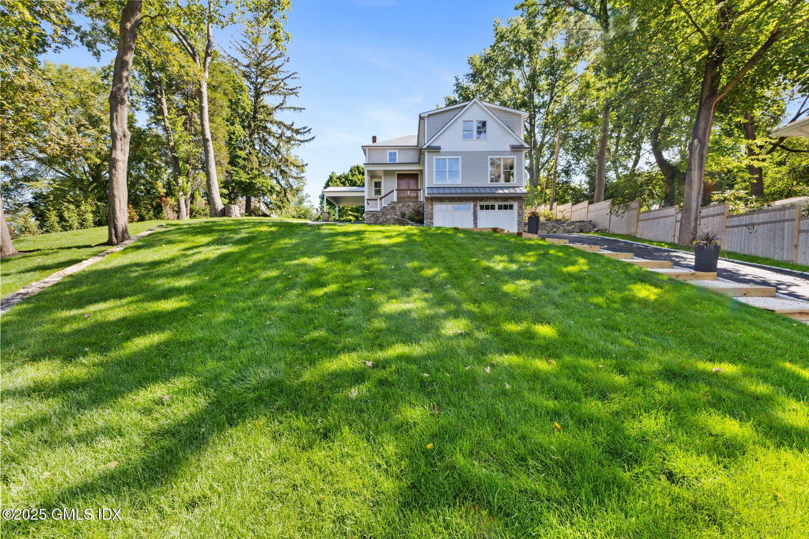 8 Park Avenue Photo 59