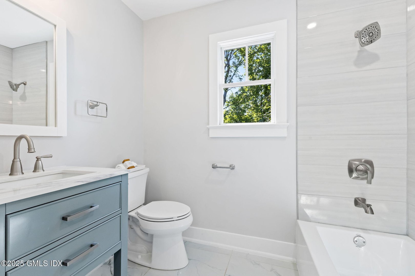 8 Park Avenue Photo 33