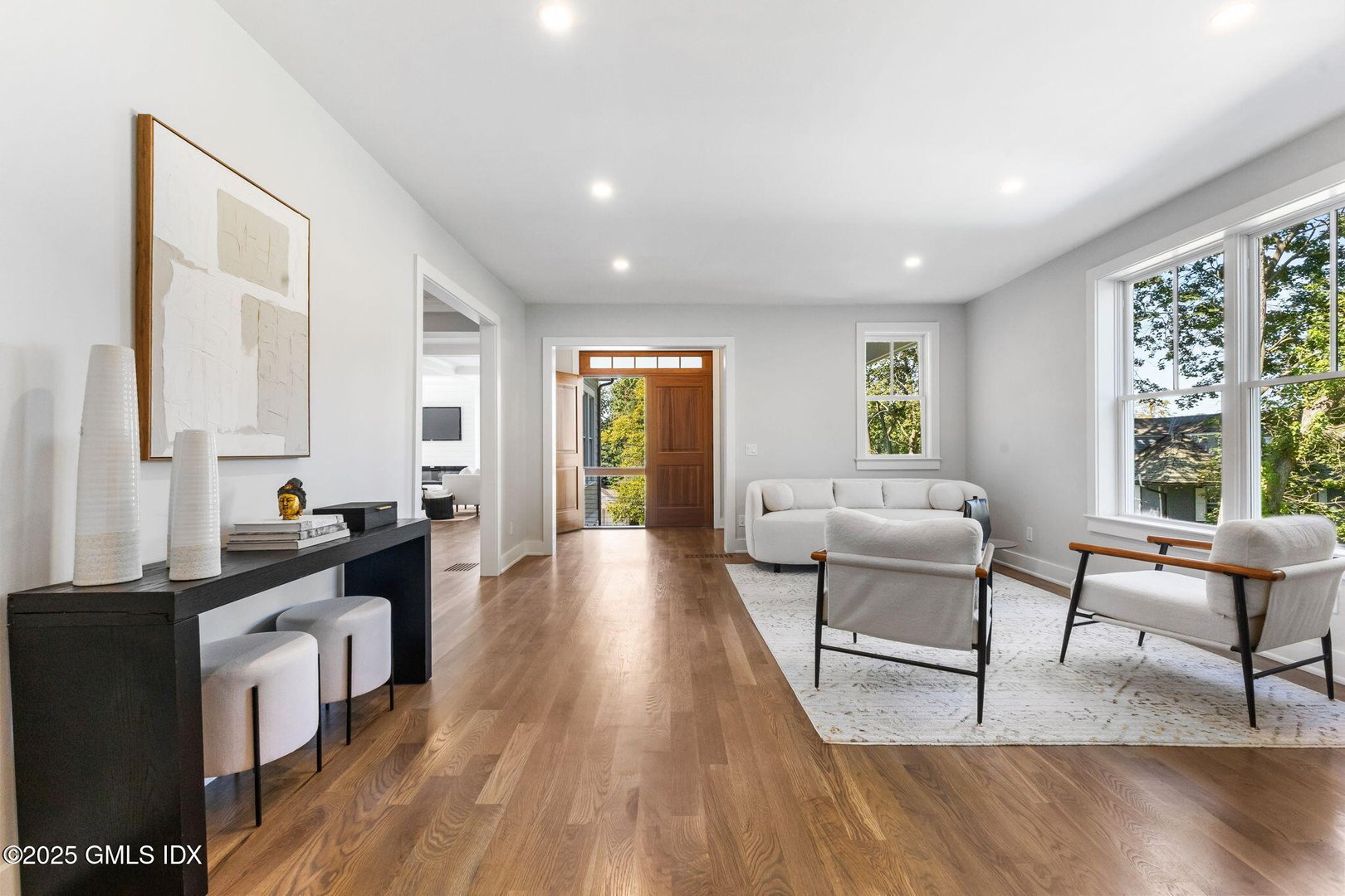 8 Park Avenue Photo 17