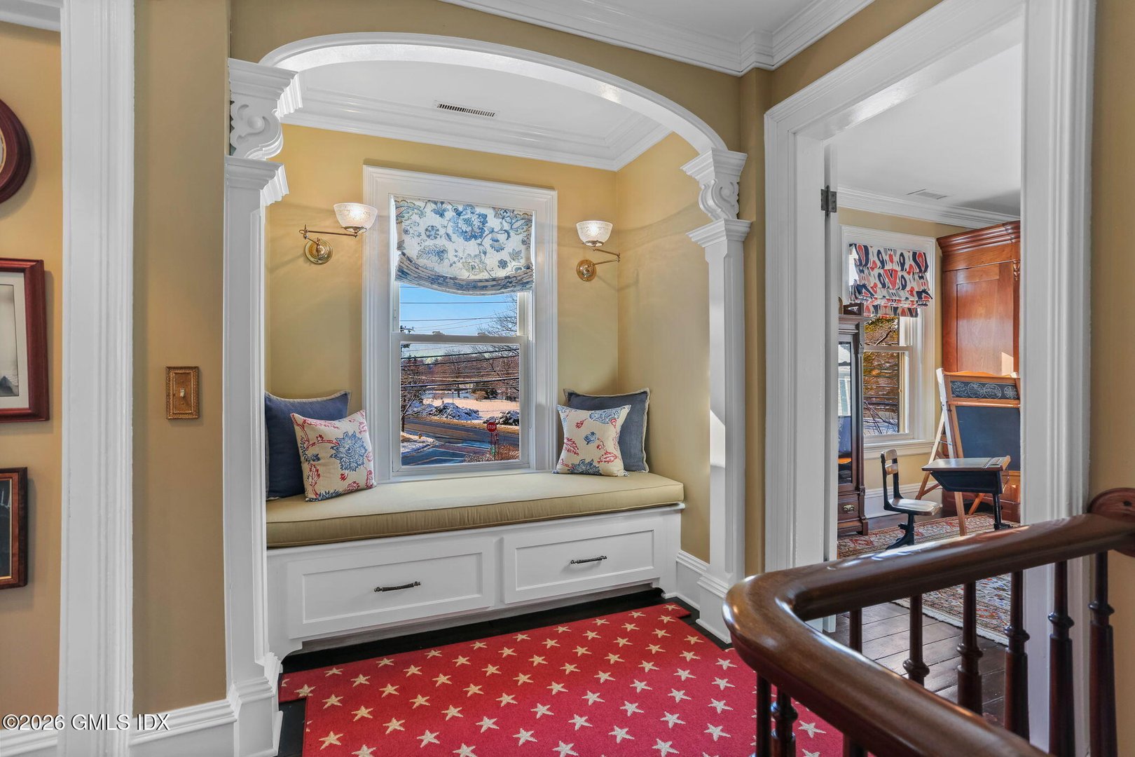 2 Forest Avenue Photo 29