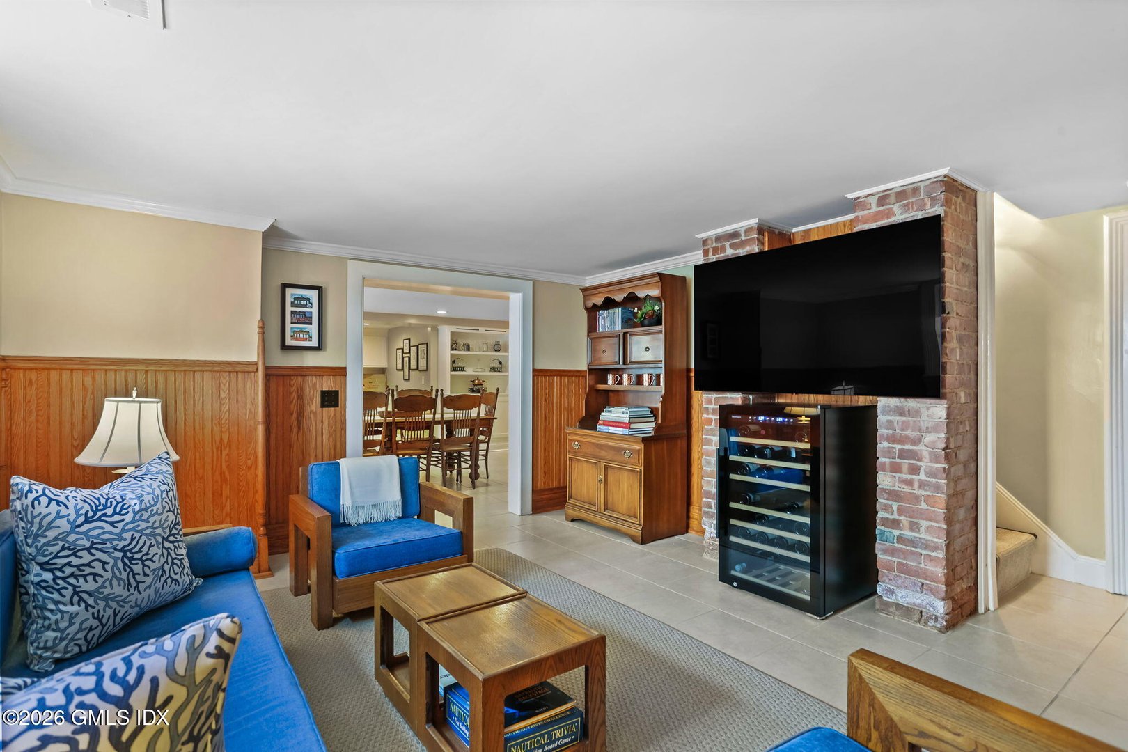 2 Forest Avenue Photo 40