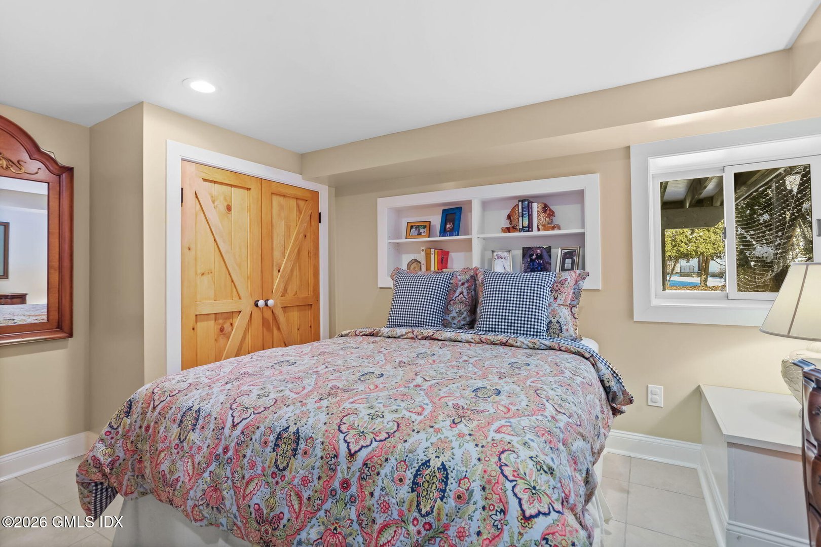 2 Forest Avenue Photo 46