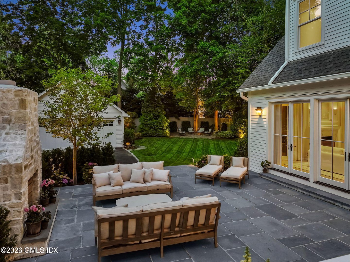 60 Benjamin Street Photo 17