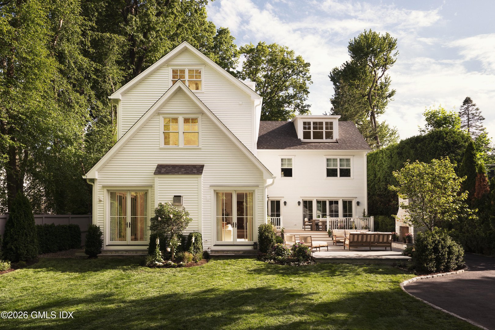60 Benjamin Street Photo 15