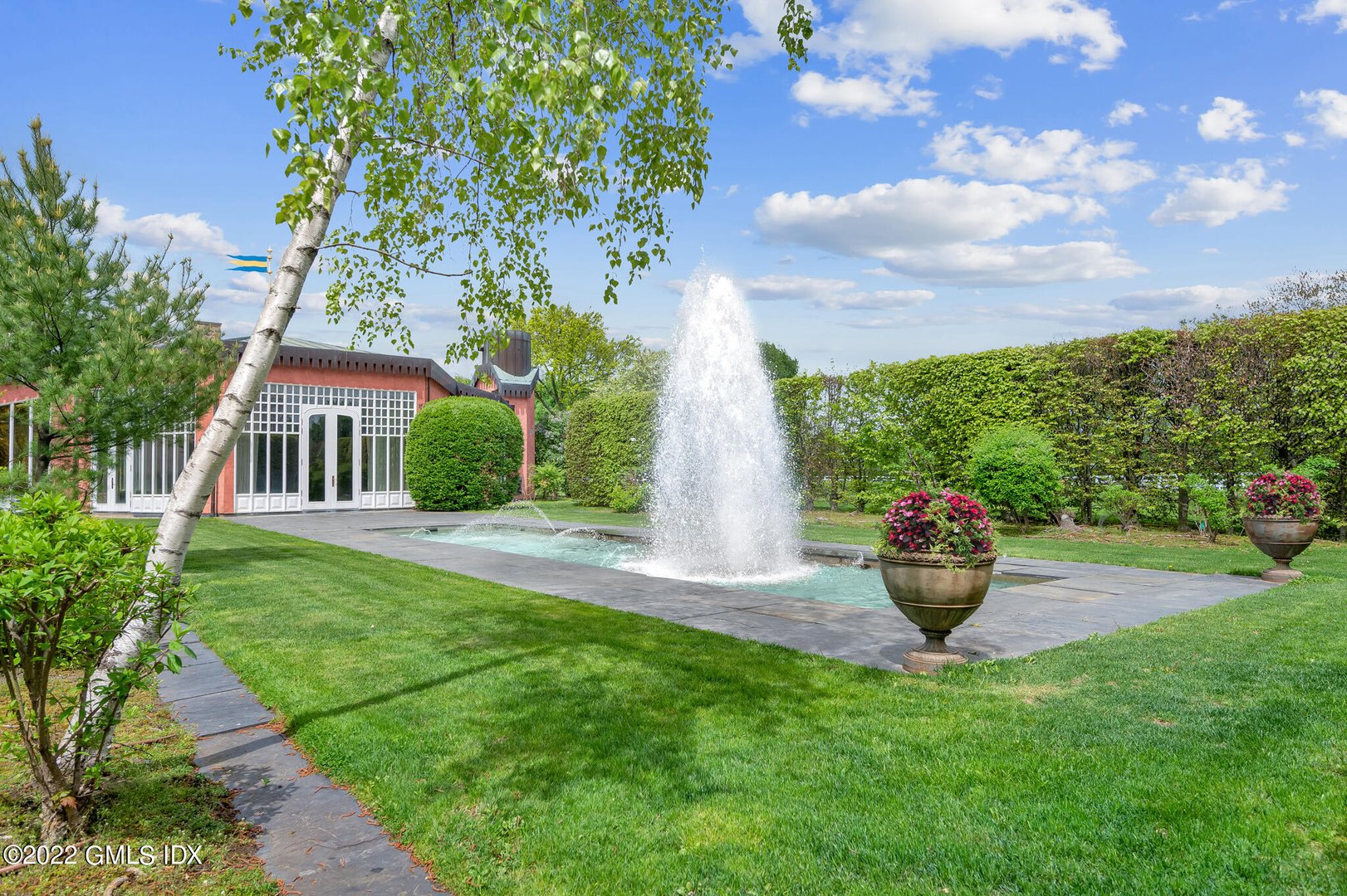 7 John Street Photo 24