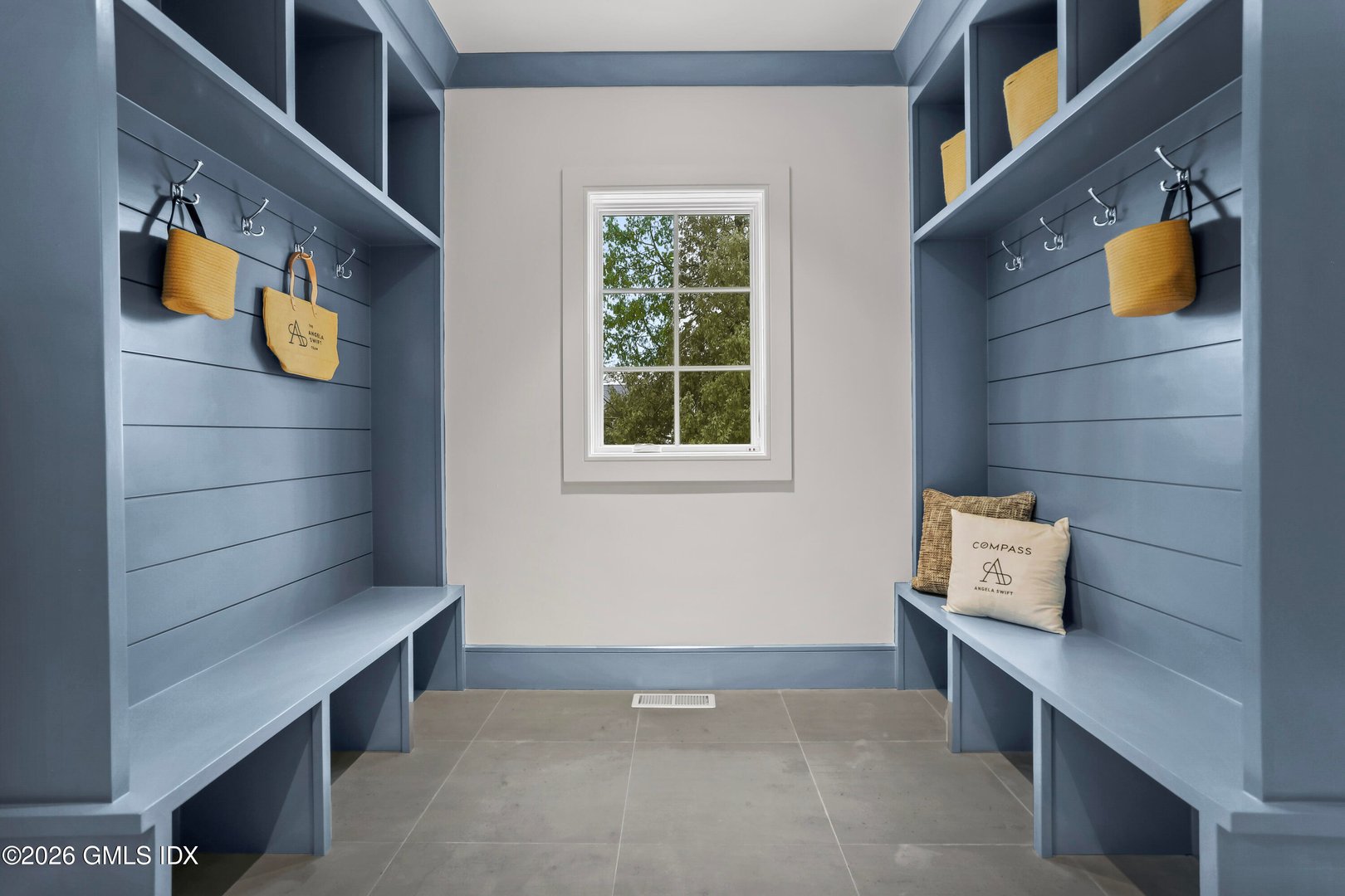 2 Potter Drive Photo 14