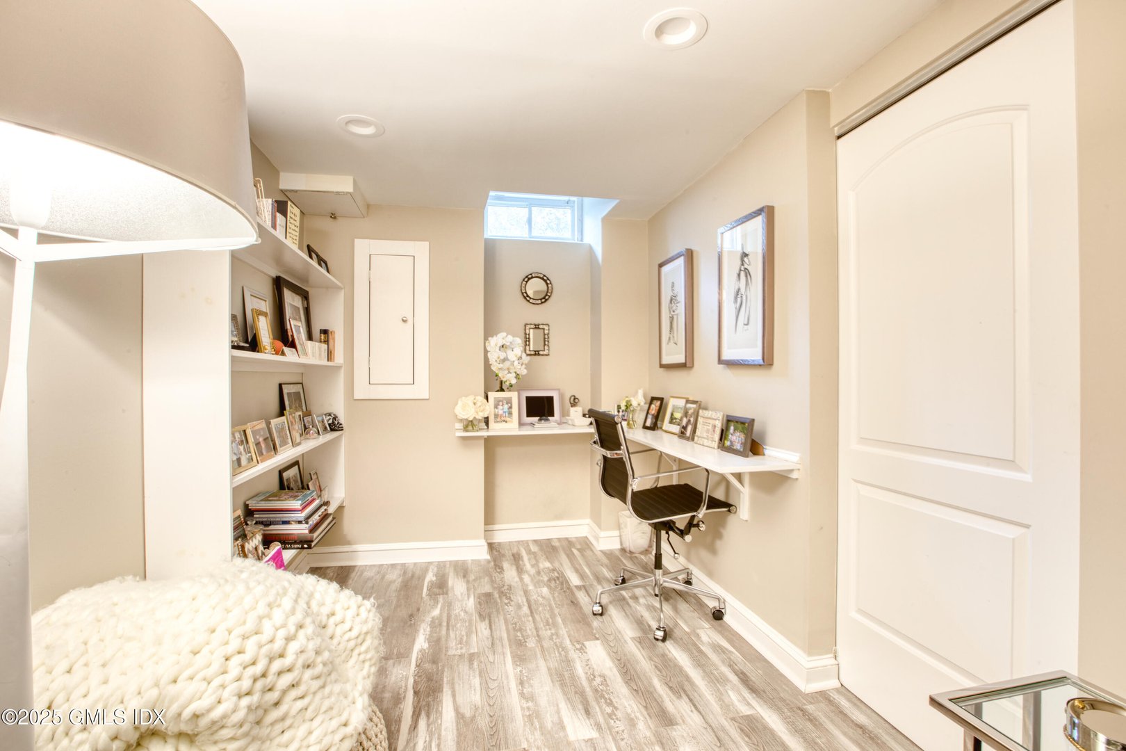 24 Harold Street E Photo 31