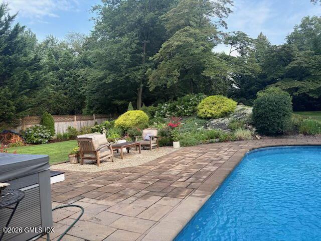 14 Pond Place Photo 44