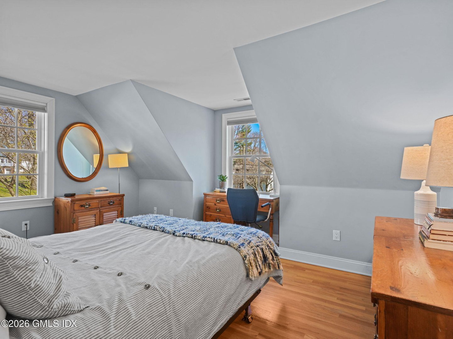 14 Pond Place Photo 21