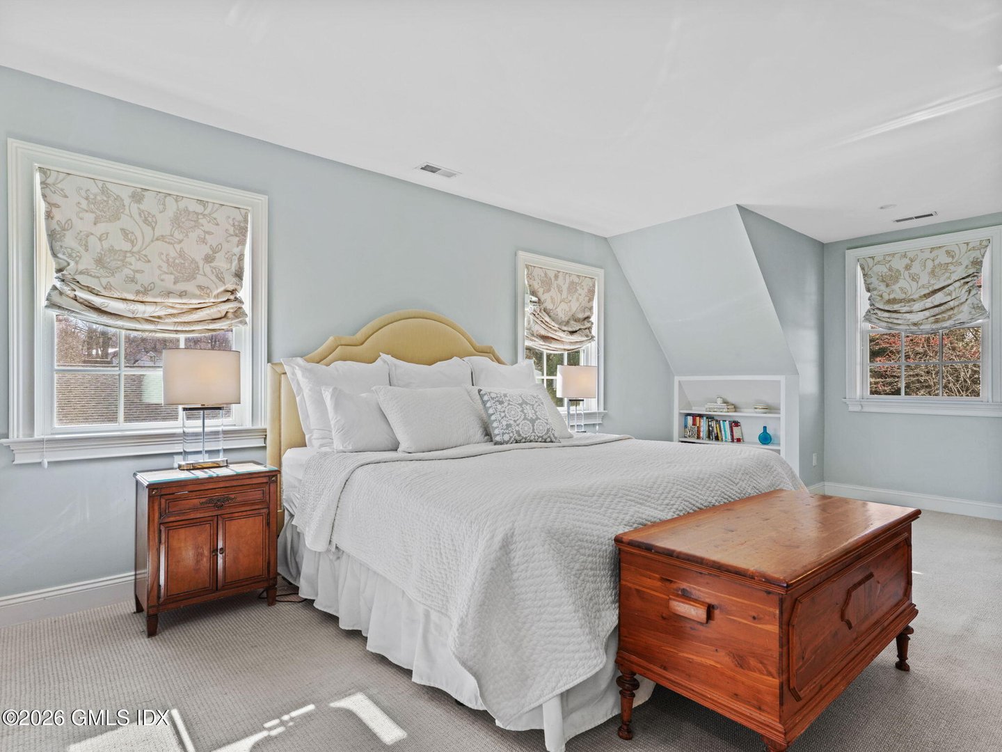 14 Pond Place Photo 31