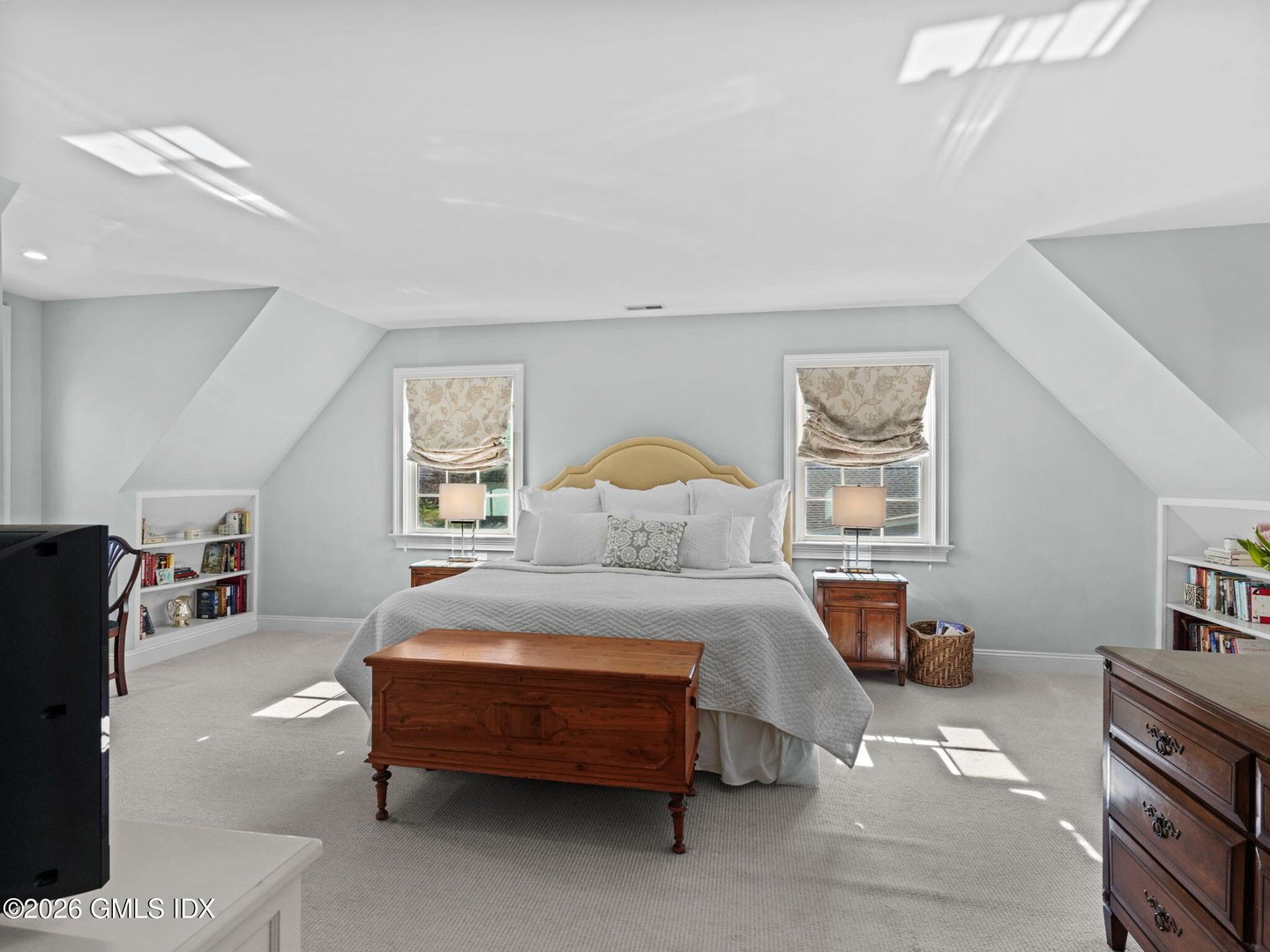 14 Pond Place Photo 30