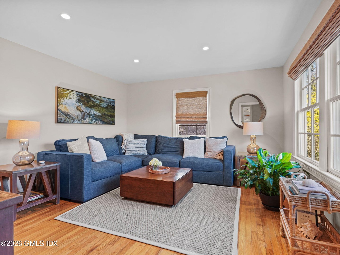 14 Pond Place Photo 14