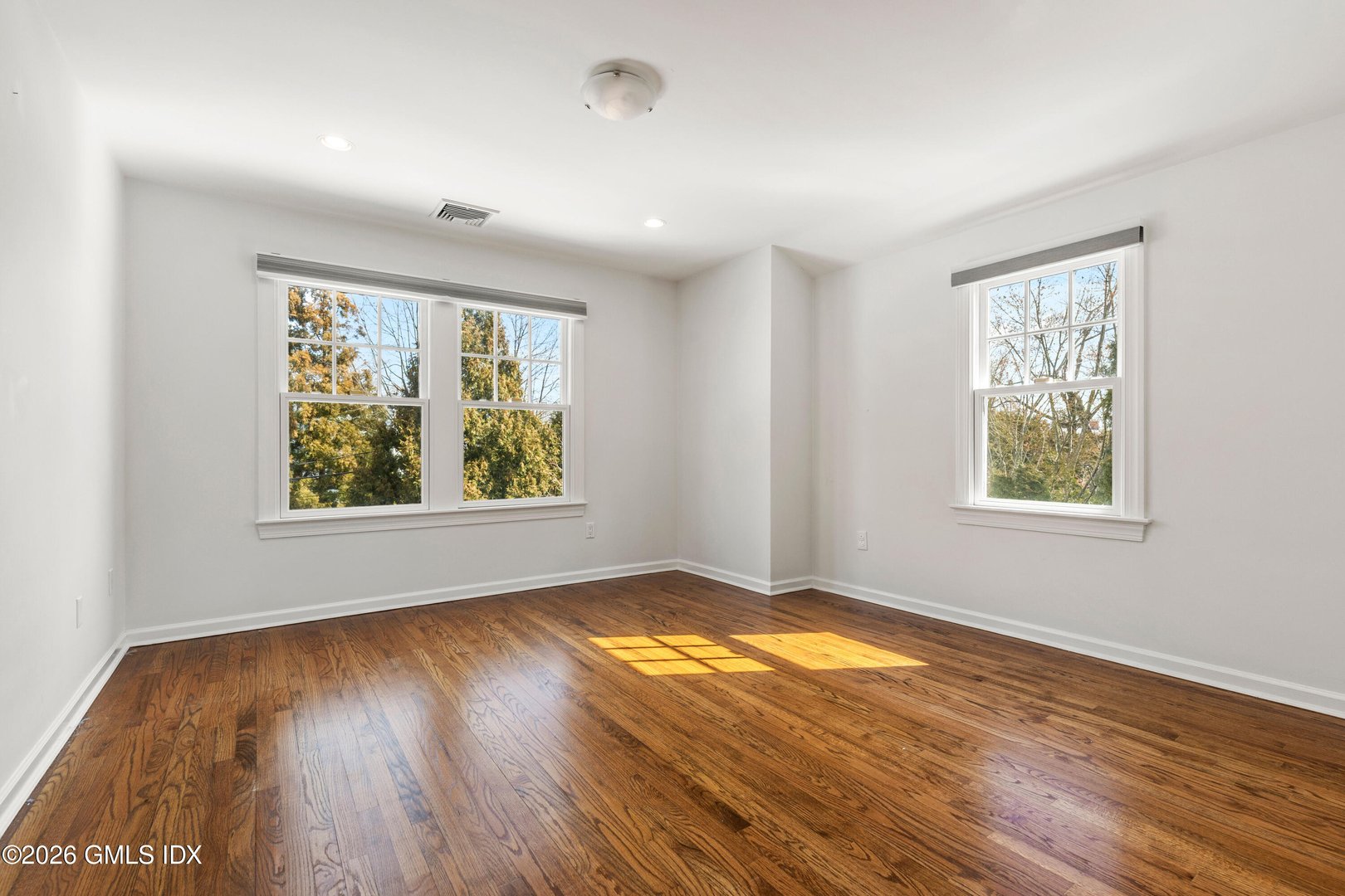 53 Lockwood Avenue Photo 19