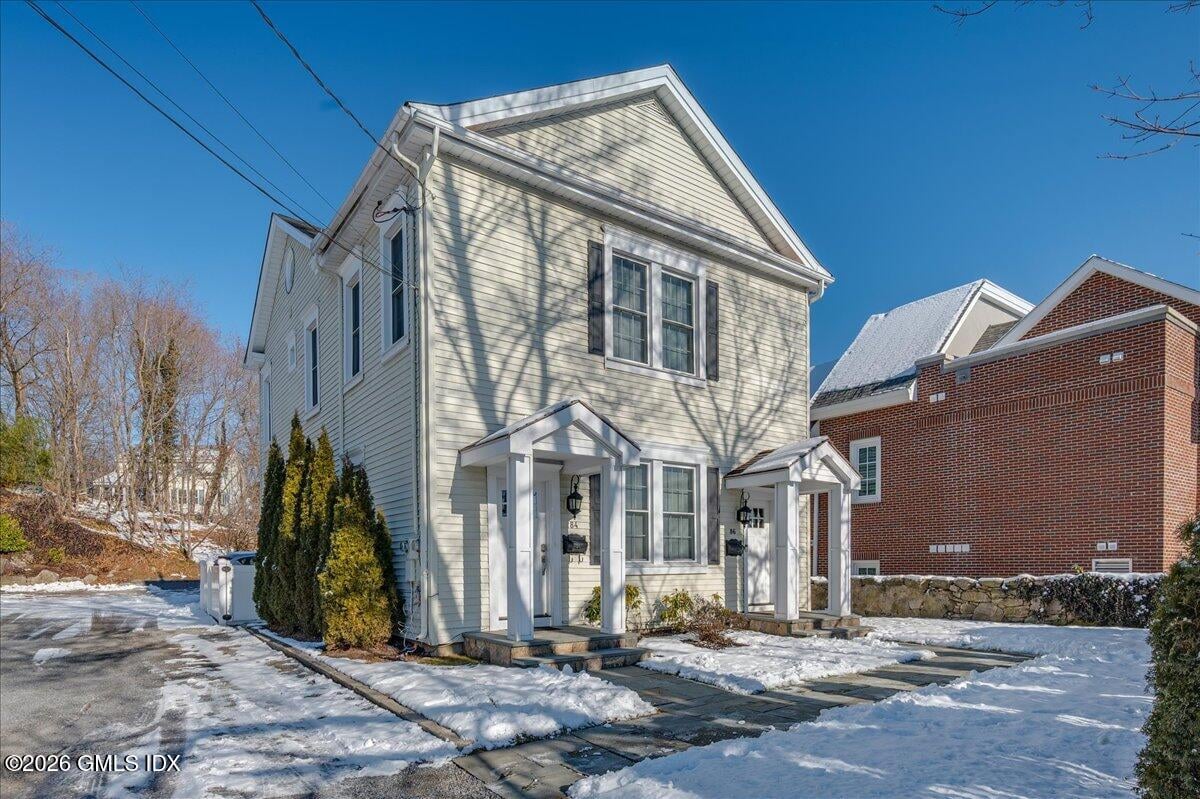 84-86 E Putnam Avenue Photo 3