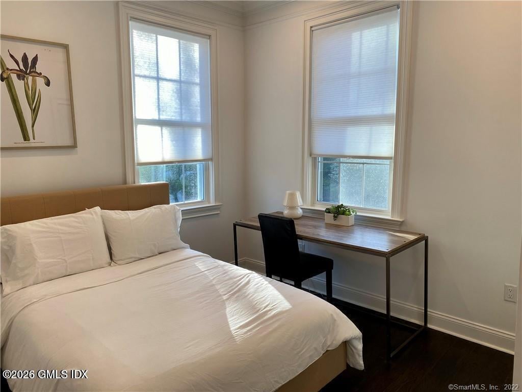 84-86 E Putnam Avenue Photo 16